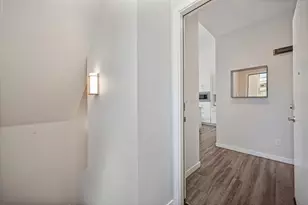 450 Tailoff Ln, Sacramento, CA 95818 - Photo 7