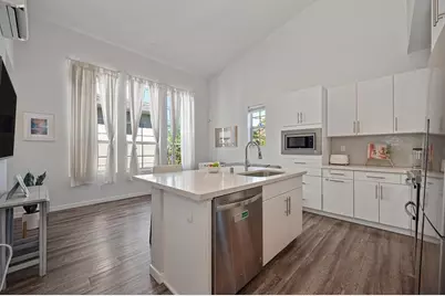 450 Tailoff Lane, Sacramento, CA 95818 - Photo 9