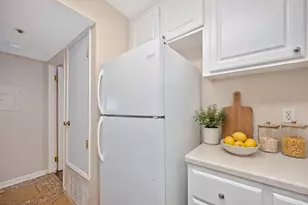 1019 Dornajo Way, Sacramento, CA 95825 - Photo 9