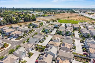 3859 Roseparke Way, Sacramento, CA 95834 - Photo 51