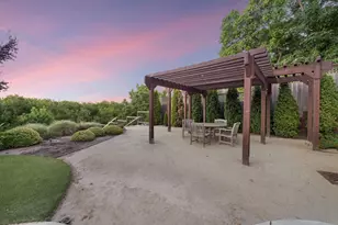 13913 Bluff Dr, Lockeford, CA 95237 - Photo 11