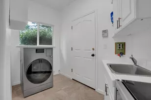 1945 Foxtail Ct, Turlock, CA 95382 - Photo 25
