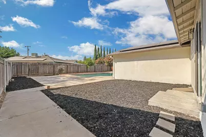 2318 Reile Avenue, Escalon, CA 20509 - Photo 33