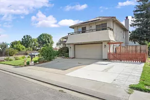 152 Redwood Ave, Tracy, CA 95376 - Photo 3