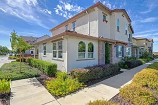 10817 Portico Cir, Rancho Cordova, CA 95670 - Photo 3