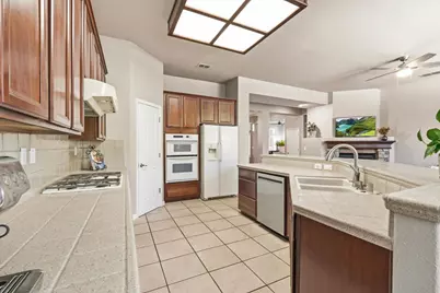 1664 Avondale Dr, Roseville, CA 95747 - Photo 11
