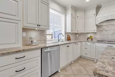 9569 Hickory Rail Way, Elk Grove, CA 95624 - Photo 7