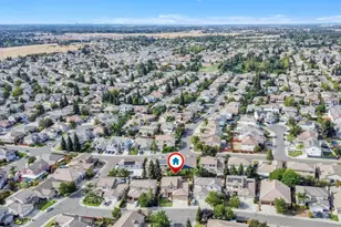 9569 Hickory Rail Way, Elk Grove, CA 95624 - Photo 27