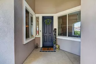 9401 Rainbow Falls Way, Elk Grove, CA 95624 - Photo 5