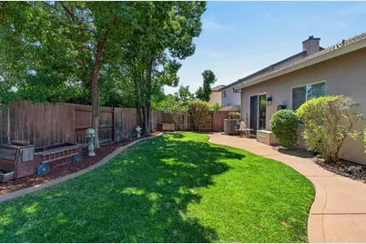 9401 Rainbow Falls Way, Elk Grove, CA 95624 - Photo 71