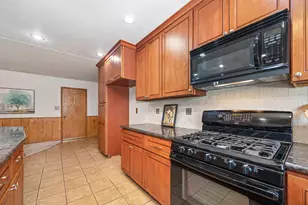 5241 Ridgegate Way, Fair Oaks, CA 95628 - Photo 19
