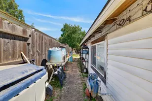 26922 Plainfield St, Esparto, CA 95627 - Photo 25