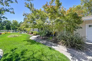 4045 Esperanza Dr, Sacramento, CA 95864 - Photo 51