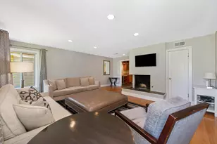 4045 Esperanza Dr, Sacramento, CA 95864 - Photo 7
