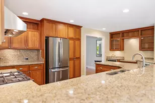 4045 Esperanza Dr, Sacramento, CA 95864 - Photo 15