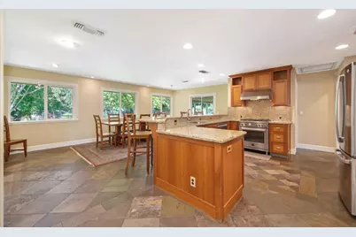 4045 Esperanza Drive, Sacramento, CA 95864 - Photo 11