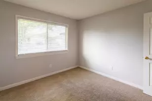 8208 Cottonfield Way, Sacramento, CA 95828 - Photo 23
