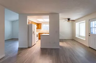 8208 Cottonfield Way, Sacramento, CA 95828 - Photo 11