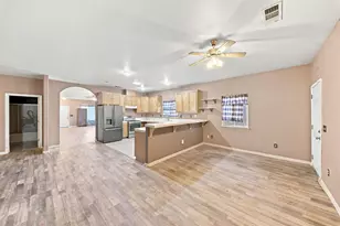 921 Udona Ln, Modesto, CA 95351 - Photo 5