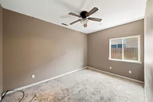 921 Udona Ln, Modesto, CA 95351 - Photo 13