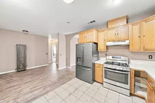 921 Udona Ln, Modesto, CA 95351 - Photo 9