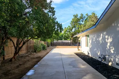 408 Palm Avenue, Modesto, CA 95350 - Photo 35