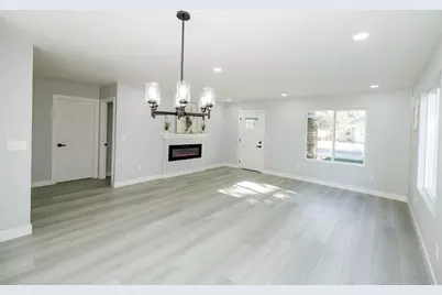408 Palm Avenue, Modesto, CA 95350 - Photo 13