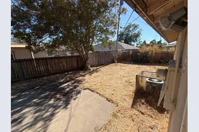 2172 Kirk Way, Sacramento, CA 95822 - Photo 11