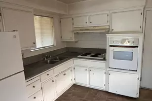 2172 Kirk Way, Sacramento, CA 95822 - Photo 3