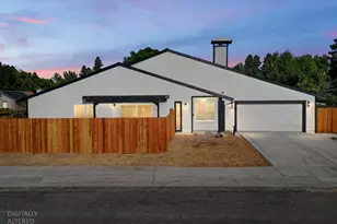 3080 Funston Dr, Sacramento, CA 95833 - Photo 1