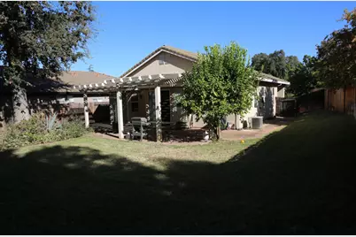7926 Mansell Way, Elk Grove, CA 95758 - Photo 11