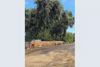 2585 Parkdale Drive, Modesto, CA 95358 - Photo 1