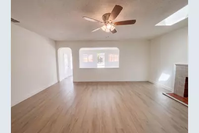 5313 Fernwood Way, Sacramento, CA 95841 - Photo 3