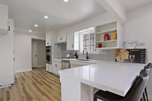 8734 Hermosa Ct, Stockton, CA 95210 - Photo 9