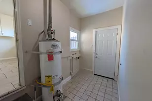 1655 Middlefield Ave, Stockton, CA 95204 - Photo 13