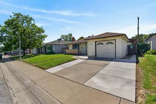 4960 Bradford Dr, Sacramento, CA 95820 - Photo 11