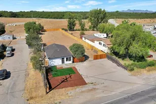 5486 Feather River Blvd, Linda, CA 95961 - Photo 29
