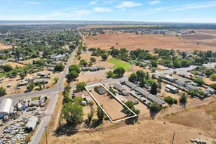 5486 Feather River Blvd, Linda, CA 95961 - Photo 33
