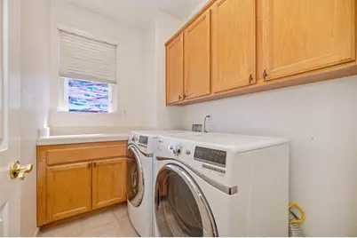 2623 Serenata Way, Sacramento, CA 95835 - Photo 15