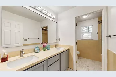 206 River Pointe Drive, Waterford, CA 95386 - Photo 25