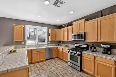 1822 Gable Drive, Woodland, CA 95776 - Photo 13