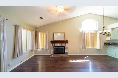 831 Sugar Pine Drive, Lathrop, CA 95330 - Photo 11