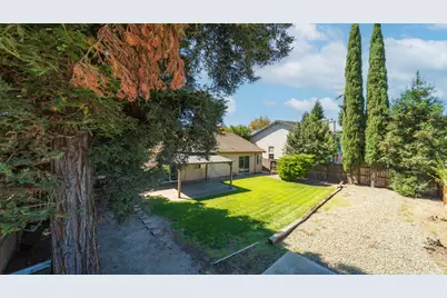 831 Sugar Pine Drive, Lathrop, CA 95330 - Photo 31