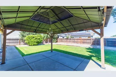 831 Sugar Pine Drive, Lathrop, CA 95330 - Photo 27