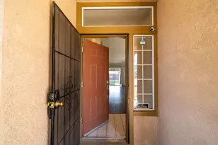 831 Sugar Pine Dr, Lathrop, CA 95330 - Photo 9