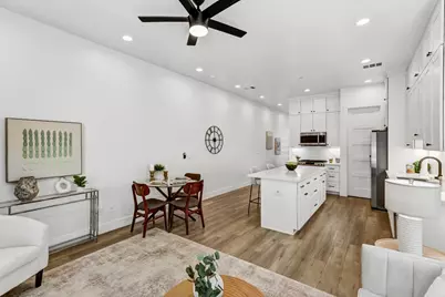 2713 Democracy Alley, Sacramento, CA 95816 - Photo 15