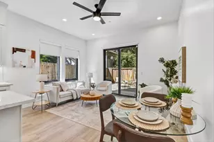 2713 Democracy Alley, Sacramento, CA 95816 - Photo 11