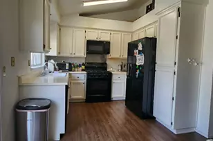 7205 Alpine Frost Dr, Sacramento, CA 95823 - Photo 5