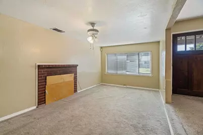 6209 Vista Avenue, Sacramento, CA 95824 - Photo 9