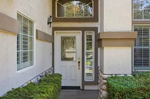 5216 Wyndham Oak Ln, Carmichael, CA 95608 - Photo 3